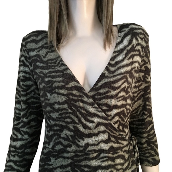 π
ΊKitten Soft Faux Wrap Rayon Blend Tiger Dress by Gilli Made USA Versatile - Picture 7 of 14
